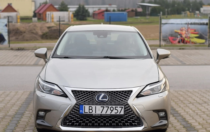 Lexus CT cena 80000 przebieg: 112000, rok produkcji 2018 z Piława Górna małe 79